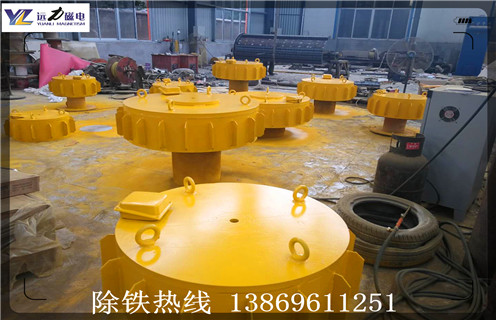 RCDB-10输送带草莓视频成人在线观看电磁草莓视频成人在线观看,强磁草莓视频成人在线观看吸铲齿斗齿钢筋建筑垃圾